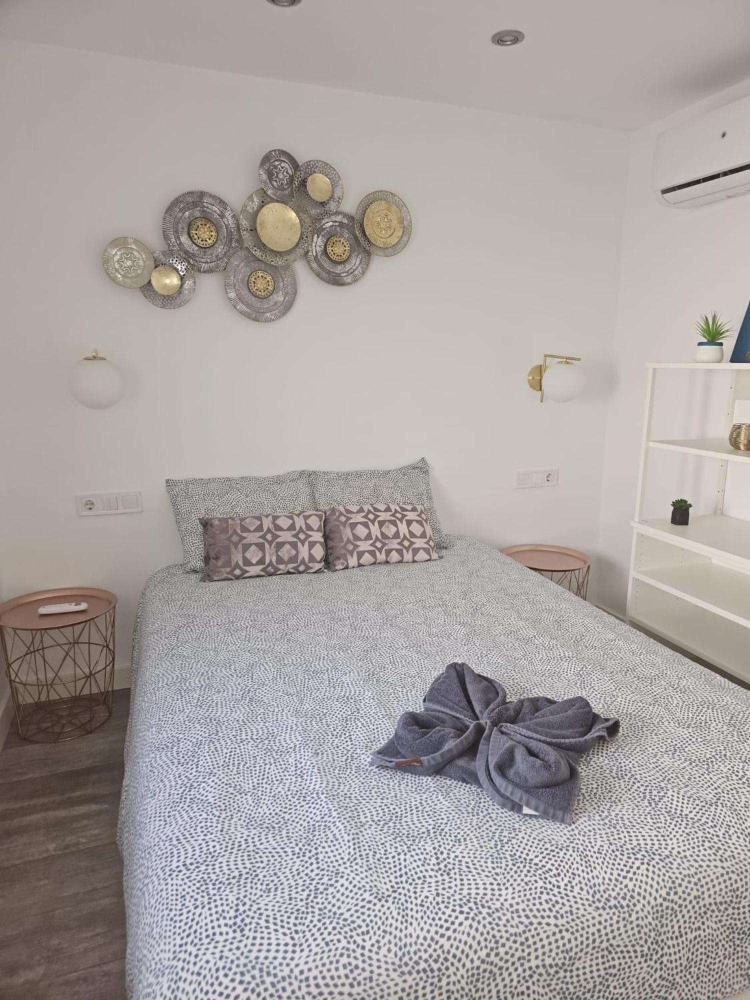 Pueblo Blanco Sea View Apartment By Namaste Elite Torremolinos Luaran gambar